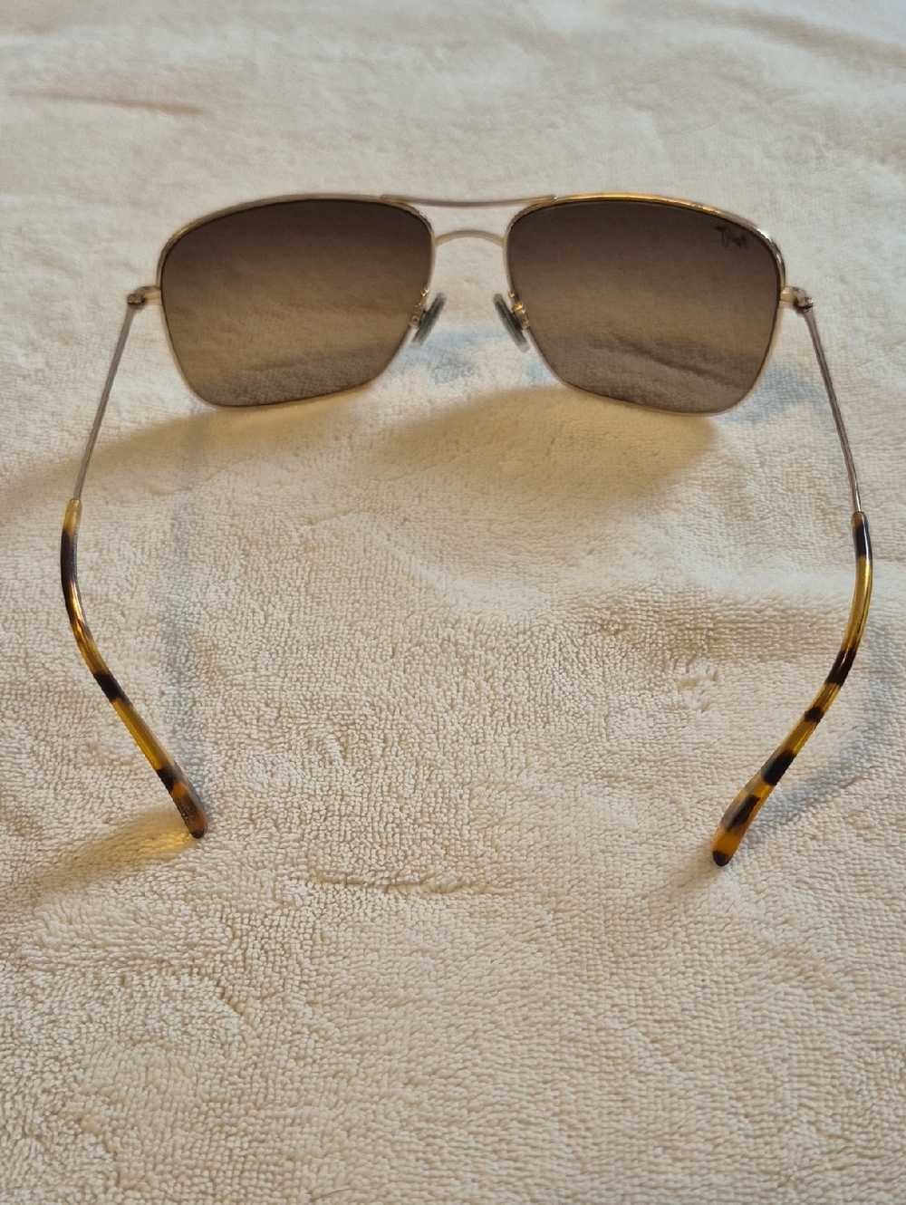 MAUI JIM perscription sunglasses with replaceable lens's - Picture 3 of 9